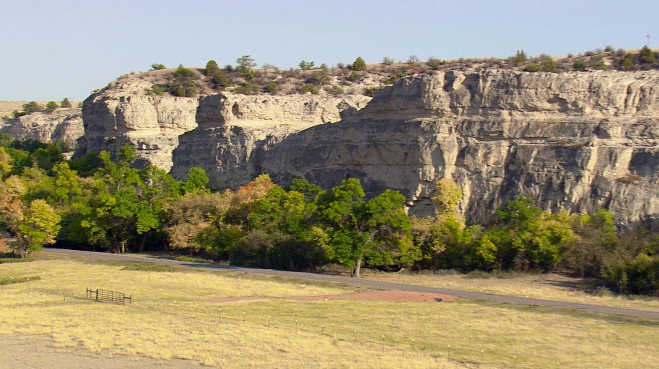 03_Wyoming_Edit_HistoricalAttractions_Solo2_THUMB