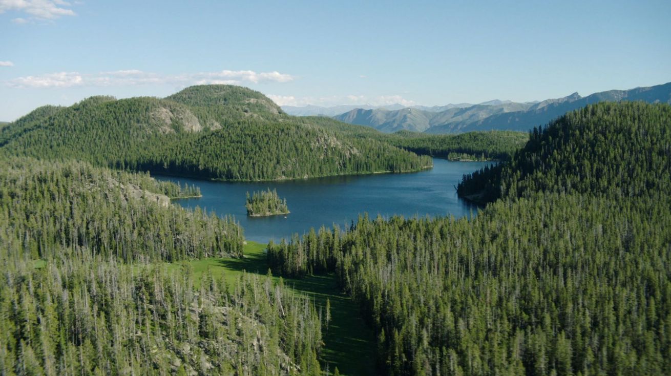 01_Wyoming_Edit_Outdoors_&_Nature_Couples2_V05